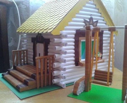 Дървена къща от обикновена хартия